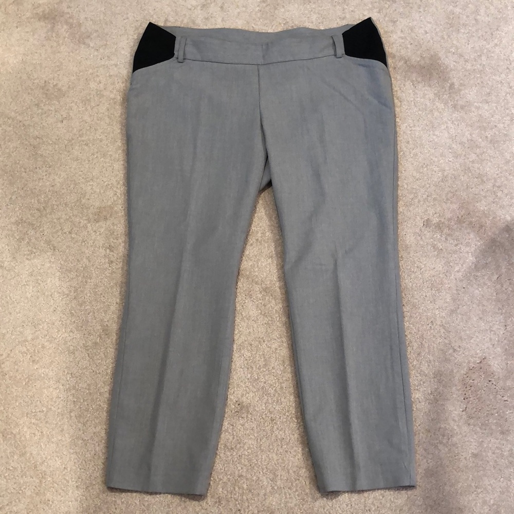 Motherhood Maternity Cropped dress pants